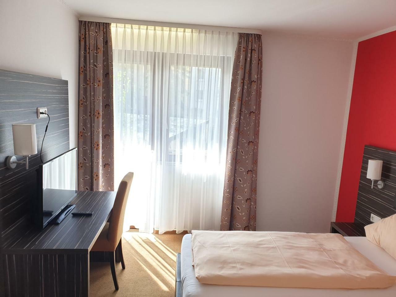 Kirchberg Hotel Garni Saarbruecken Exterior photo
